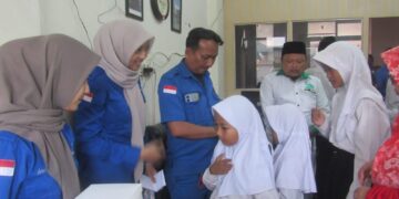 PT Alhadi Lampung Berjaya Rayakan Anniversary ke-1 dengan Santunan Anak Yatim di Merak
