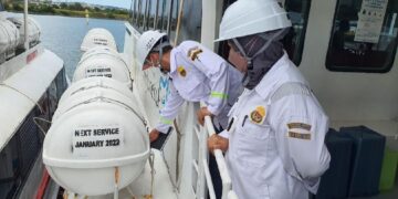 Menhub Dudy Purwagandhi Tegaskan Pembenahan Total Keselamatan Pelayaran di Raker Komisi V DPR