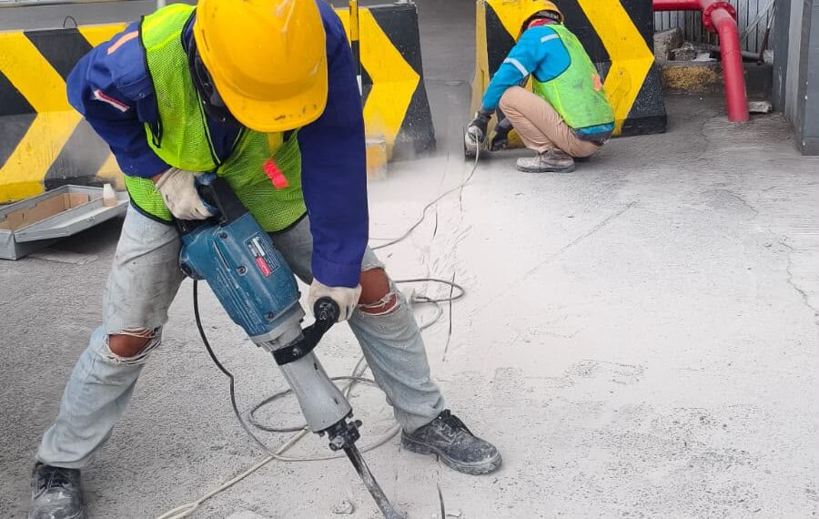 Pekerjaan Perbaikan dan Pemeliharaan di Pelabuhan Penyeberangan ASDP Merak